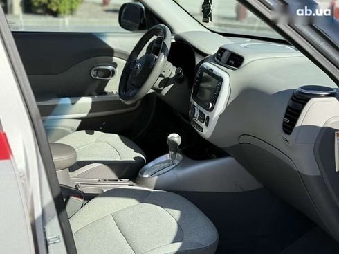 Kia Soul EV 2016 - фото 12
