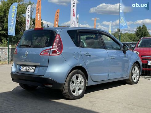 Renault Scenic 2011 - фото 13