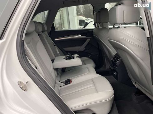 Audi Q5 2017 - фото 28