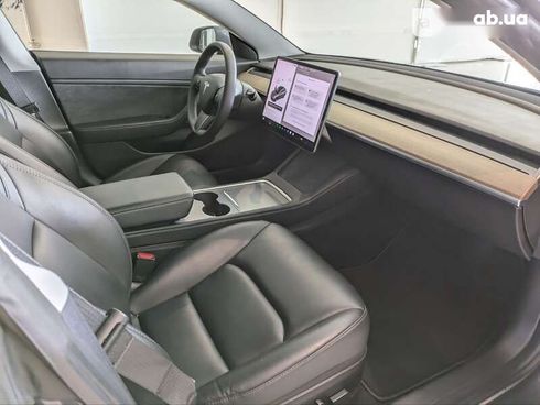 Tesla Model 3 2020 - фото 20