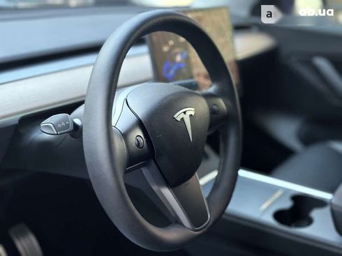 Tesla Model Y 2022 - фото 10