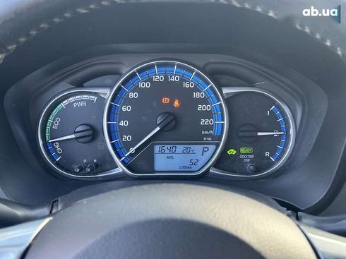 Toyota Yaris 2015 - фото 21