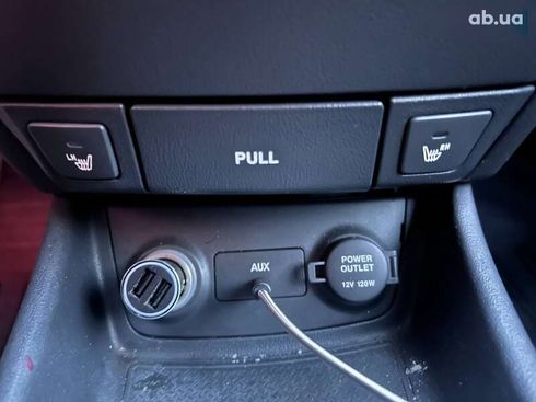 Hyundai Elantra 2008 - фото 19