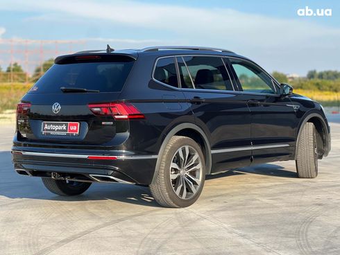 Volkswagen Tiguan 2019 черный - фото 18