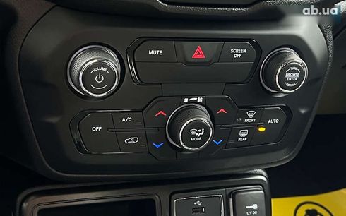 Jeep Renegade 2019 - фото 19