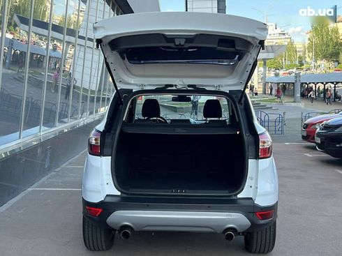 Ford Kuga 2019 - фото 19