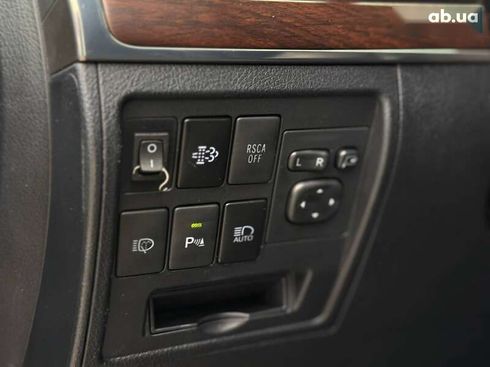 Toyota Land Cruiser 2016 - фото 19