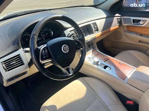 Jaguar XF 2012 - фото 9
