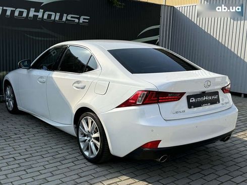 Lexus IS 2013 - фото 16
