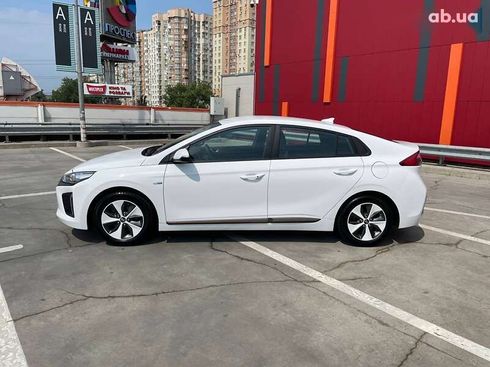 Hyundai Ioniq 2018 - фото 6