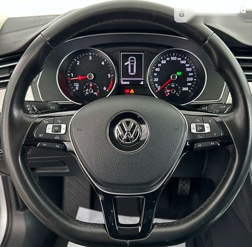 Volkswagen Passat 2016 - фото 15
