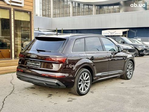 Audi Q7 2022 - фото 6