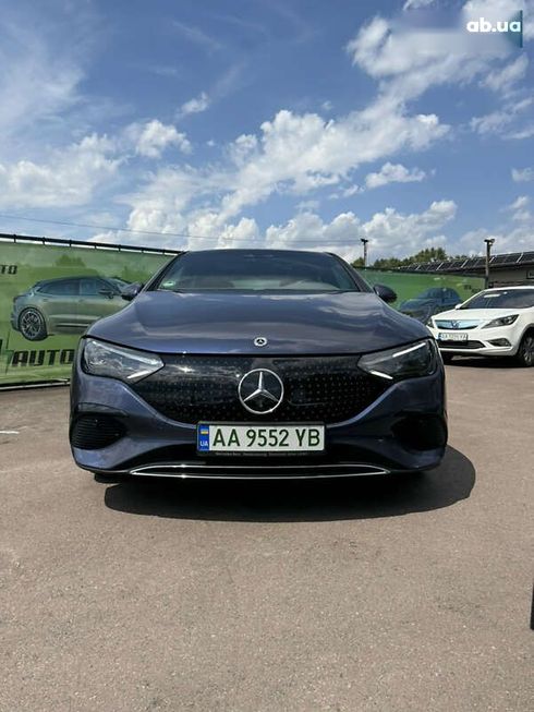 Mercedes-Benz EQE-Класс 2023 - фото 2