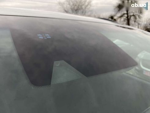 Hyundai Kona Electric 2021 - фото 25
