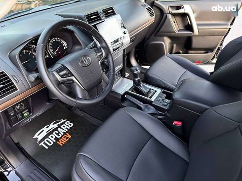 Toyota Land Cruiser Prado 2021 - фото 22