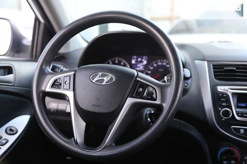 Hyundai Solaris 2016 - фото 16