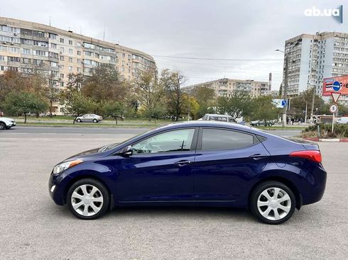 Hyundai Elantra 2011 - фото 7