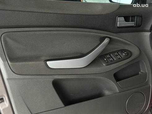 Ford Kuga 2012 серый - фото 11