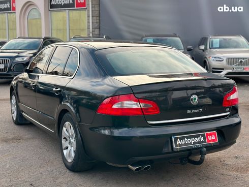 Skoda Superb 2011 черный - фото 10