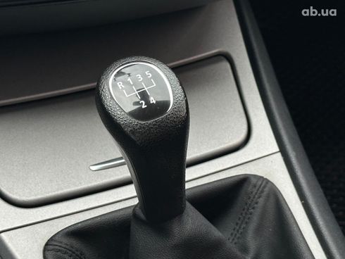 BMW 1 серия 2005 серый - фото 20