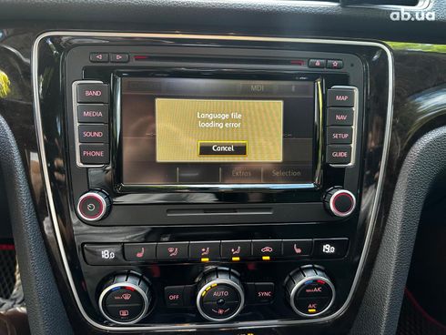 Volkswagen Passat 2014 белый - фото 20
