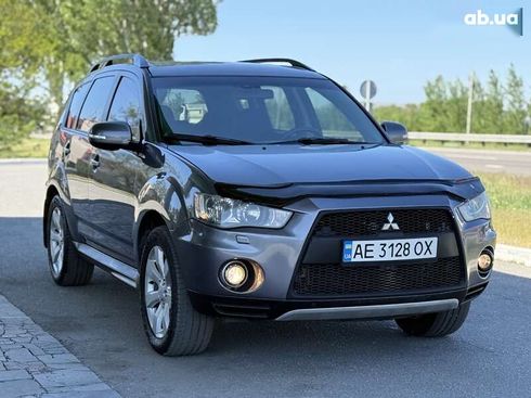 Mitsubishi Outlander 2012 - фото 4