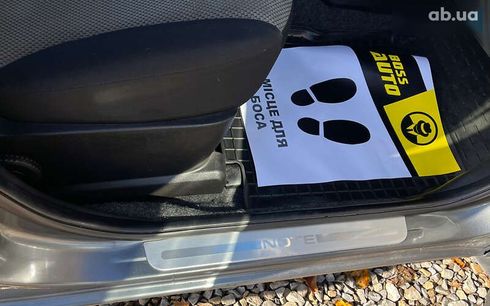 Nissan Note 2011 - фото 24