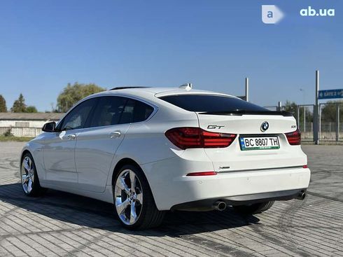 BMW 5 серия 2015 - фото 6