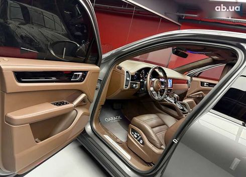 Porsche Cayenne 2019 - фото 24