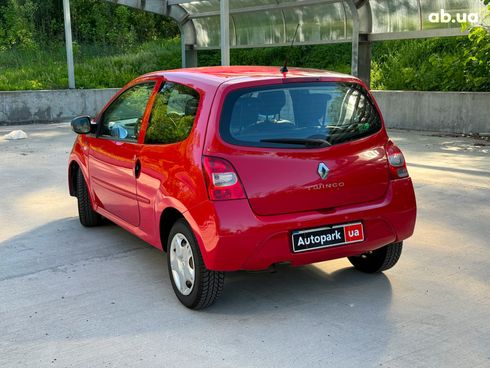 Renault Twingo 2011 красный - фото 7