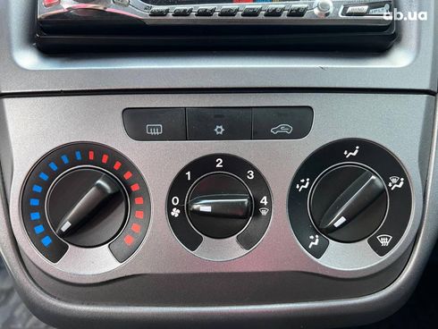 Fiat grande punto 2012 белый - фото 28