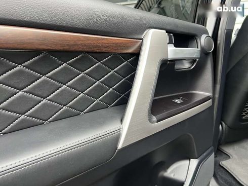 Toyota Land Cruiser 2016 - фото 27