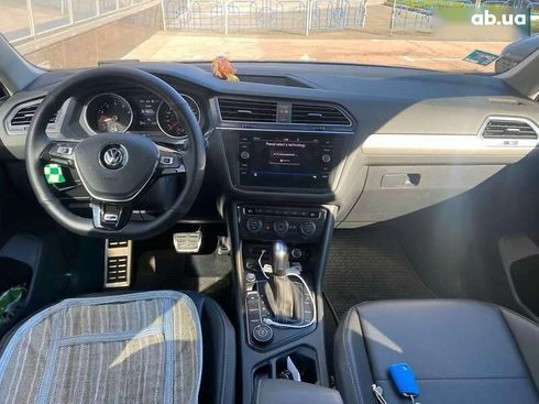 Volkswagen Tiguan 2021 - фото 20