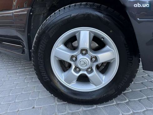 Lexus LX 2005 - фото 4