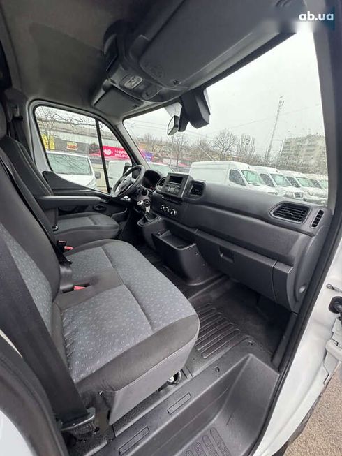 Opel Movano 2021 - фото 19