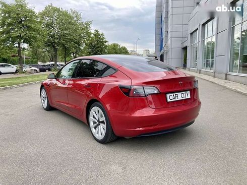 Tesla Model 3 2022 - фото 5