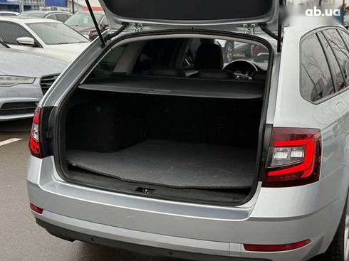 Skoda Octavia 2019 - фото 16