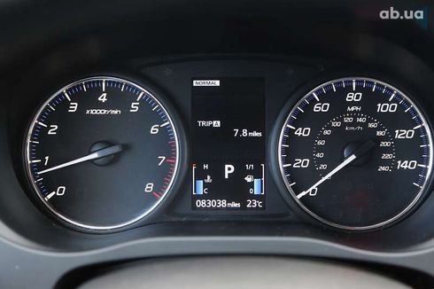 Mitsubishi Outlander 2017 - фото 16