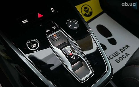 Audi Q5 e-tron 2022 - фото 18