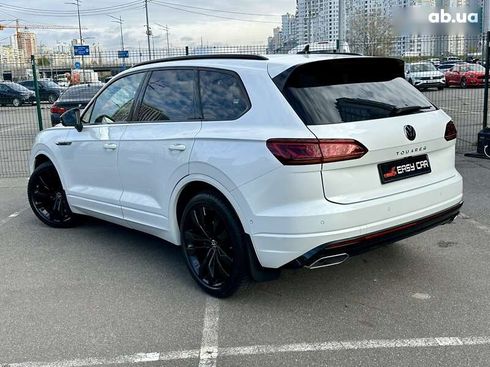 Volkswagen Touareg 2023 - фото 14