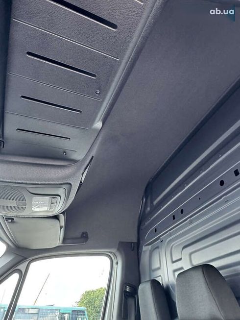 Mercedes-Benz Sprinter 2020 - фото 29