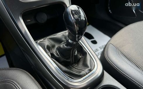 Opel Astra 2011 - фото 16