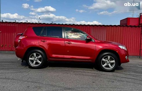 Toyota RAV4 2012 - фото 8