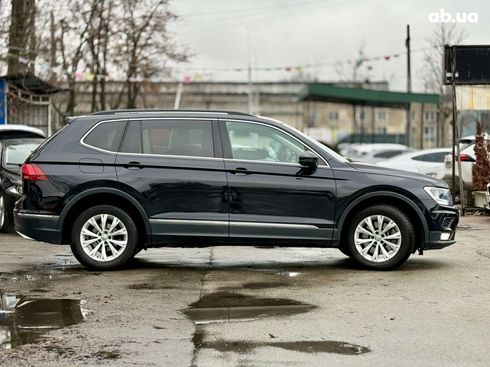 Volkswagen Tiguan 2018 черный - фото 2