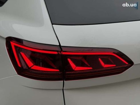 Volkswagen Touareg 2023 - фото 23