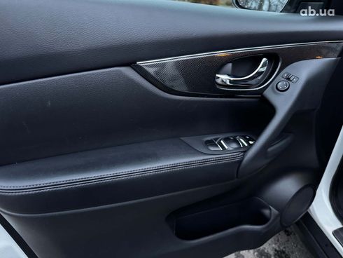 Nissan Rogue 2016 белый - фото 26