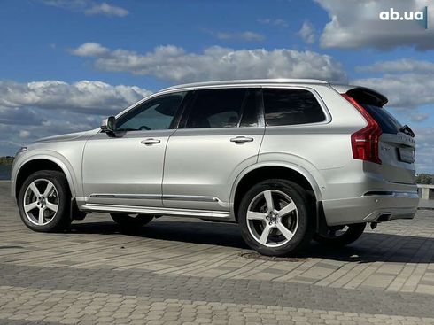 Volvo XC90 2018 - фото 9