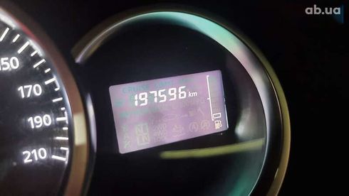 Renault Logan 2020 - фото 11