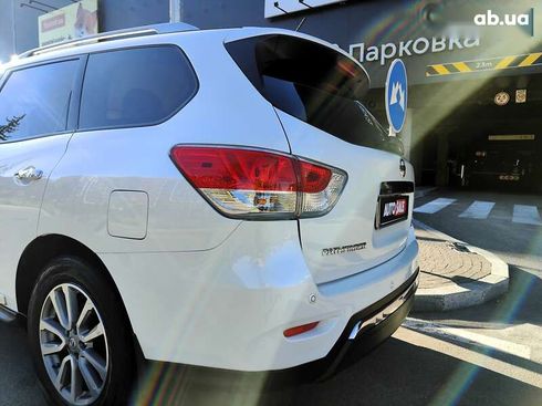 Nissan Pathfinder 2015 - фото 14