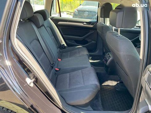 Volkswagen Passat 2016 - фото 23